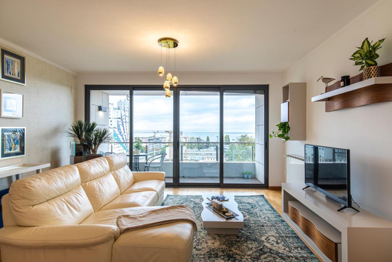 River View Apartment By Lisbon Heart Extérieur photo